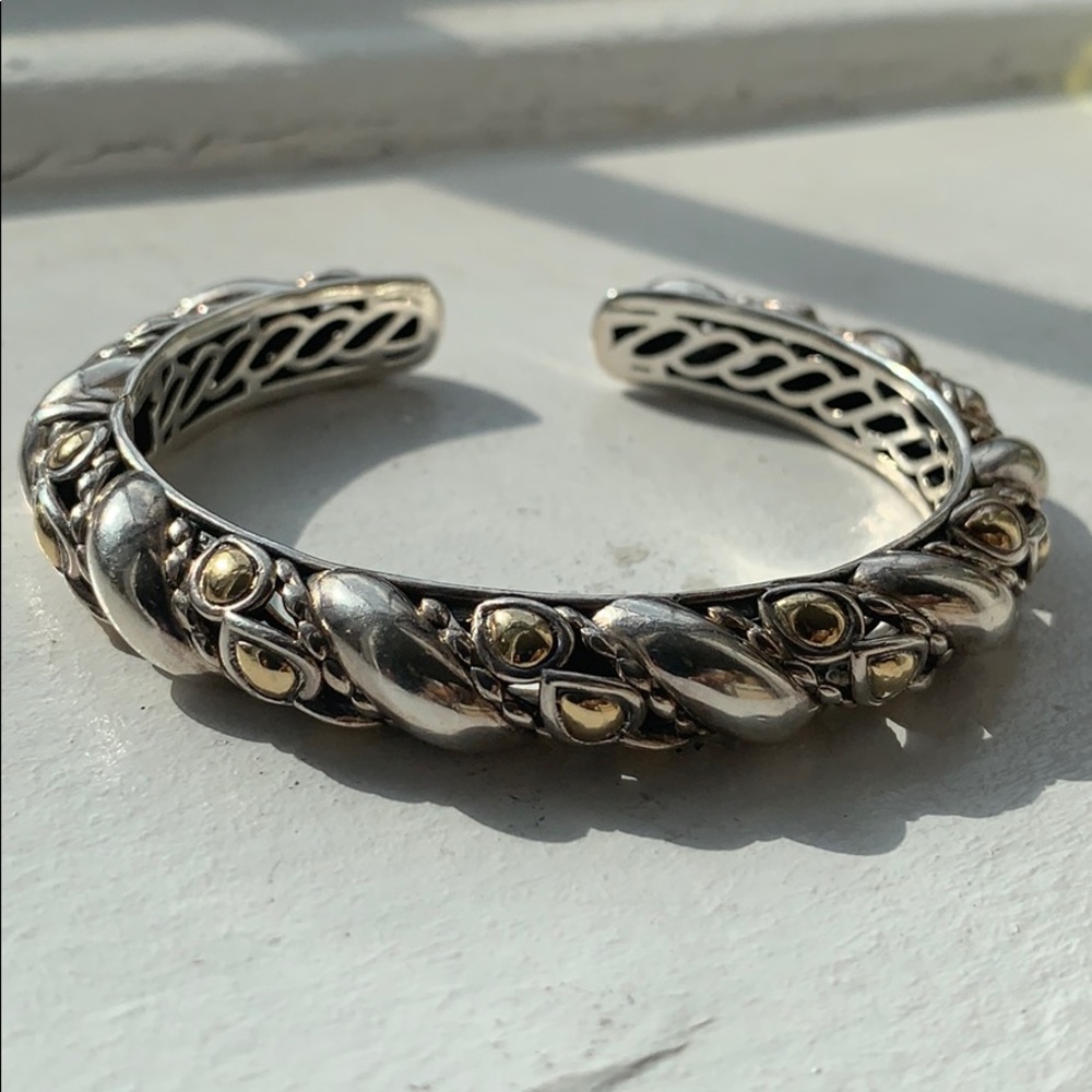 Jai by John Hardy kick cuff in Silver & 14k gold.